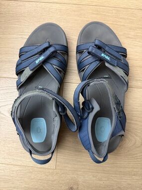 Teva Women's size 9 tirra Navy Blue Strappy Sandals